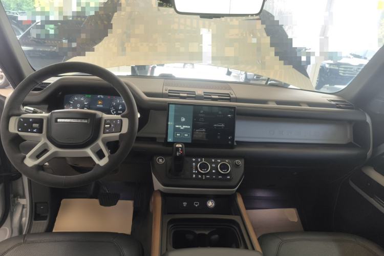 Used Land Rover Defender 2022 110 P400 Dark Edition Interior 2