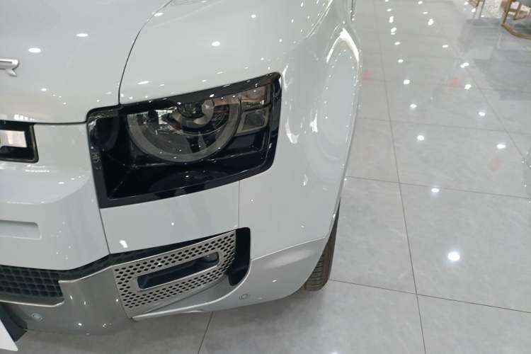 Used Land Rover Defender 2022 90 2.0T P300 Tiger-Power Ambition Edition Left Front Headlight