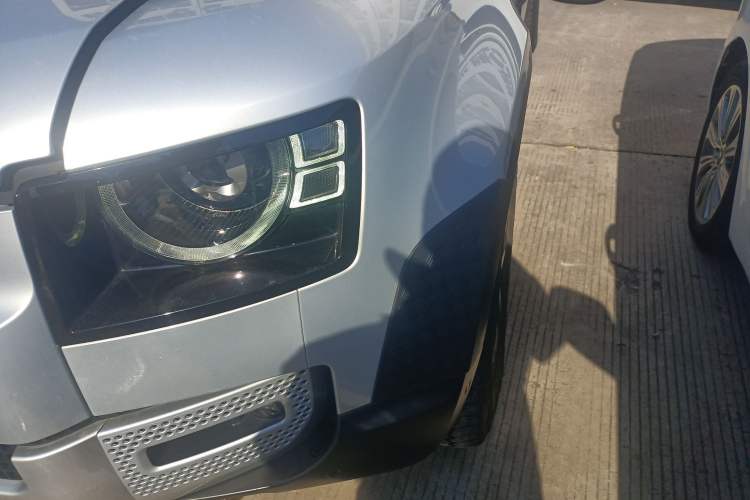 Used Land Rover Defender 2022 110 P400 Dark Edition Left Front Headlight