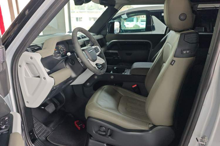 Used Land Rover Defender 2022 90 3.0T P400 XS Left Front Seat