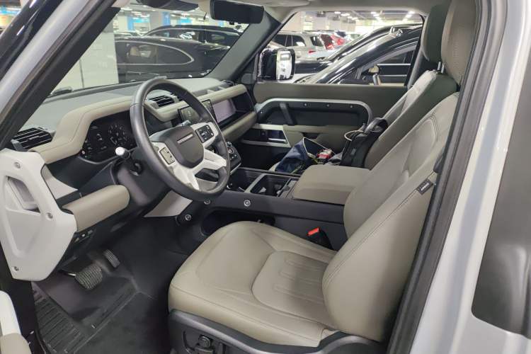 Used Land Rover Defender 2022 90 3.0T P400 XS Left Front Seat