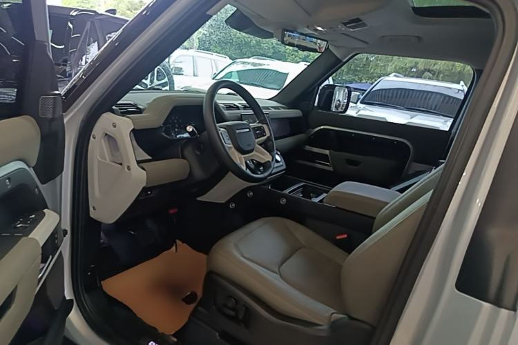 Used Land Rover Defender 2022 90 3.0T P400 XS Left Front Seat