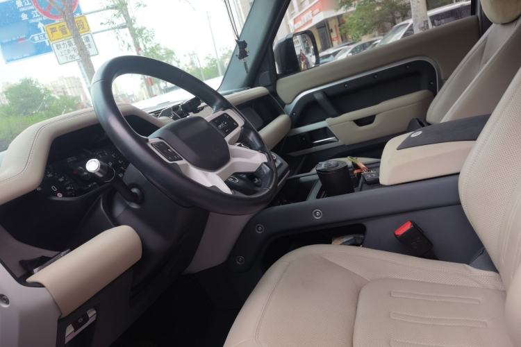 Used Land Rover Defender 2022 90 3.0T P400 XS Left Front Seat