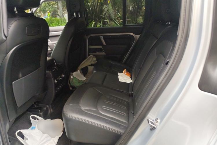 Used Land Rover Defender 2022 110 P400 X-DYNAMIC HSE Left Rear Seat