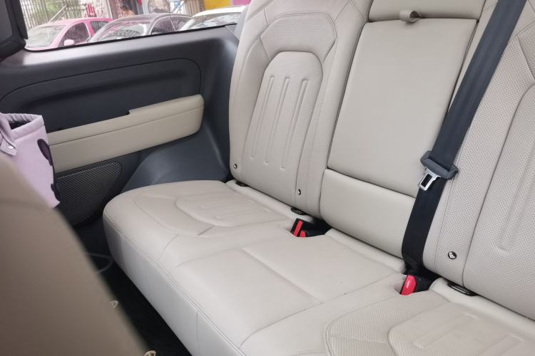 Used Land Rover Defender 2022 90 3.0T P400 XS Left Rear Seat