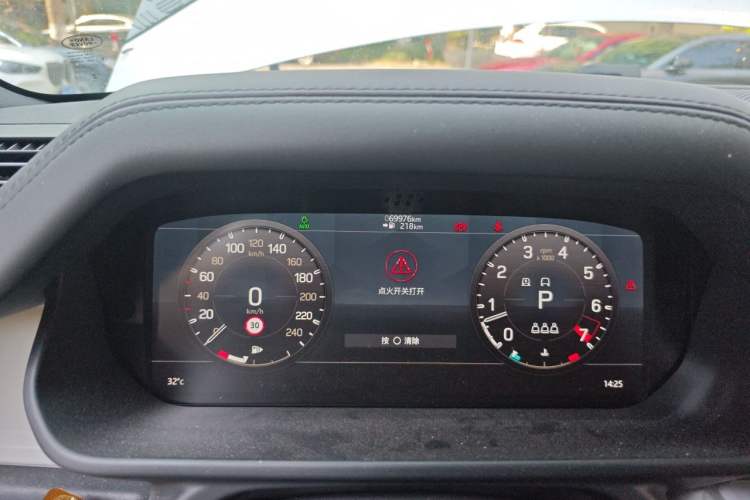 Used Land Rover Defender 2022 110 P400 Dark Edition Odometer Close Up
