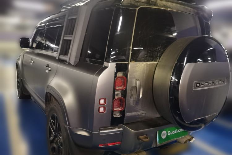 Used Land Rover Defender 2022 110 P400 X-DYNAMIC HSE Rear Left 45 Deg