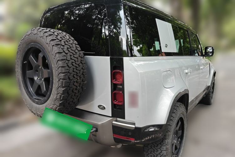 Used Land Rover Defender 2022 110 P400 X-DYNAMIC HSE Rear Right 45 Deg