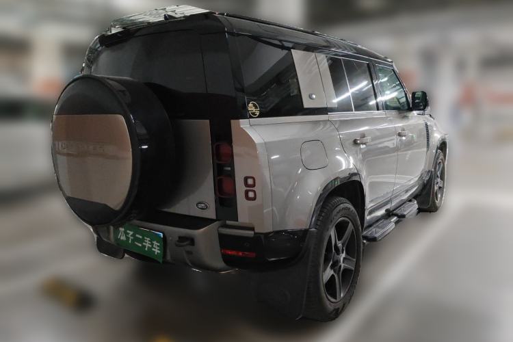 Used Land Rover Defender 2022 110 P400 X-DYNAMIC HSE Rear Right 45 Deg