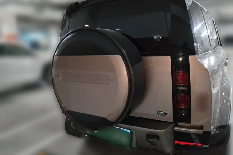 Used Land Rover Defender 2022 110 P400 X-DYNAMIC HSE Rear