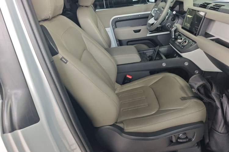 Used Land Rover Defender 2022 90 3.0T P400 XS Right Front Seat