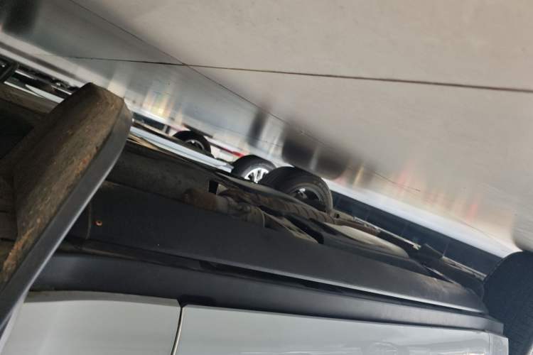 Used Land Rover Defender 2022 90 3.0T P400 XS Right Side Sill