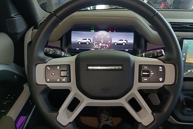 Used Land Rover Defender 2022 90 3.0T P400 XS Steering Wheel