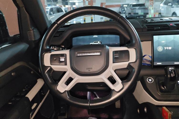 Used Land Rover Defender 2022 110 P400 X-DYNAMIC HSE Steering Wheel