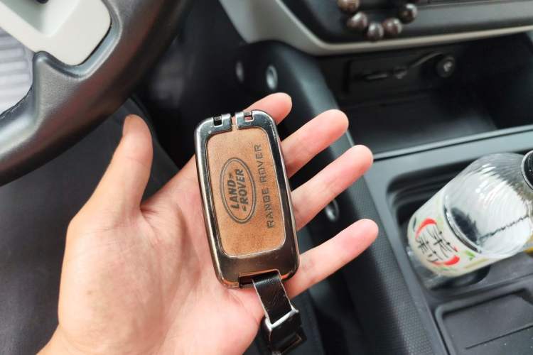 Used Land Rover Defender 2022 110 P400 X-DYNAMIC HSE Vehicle Key