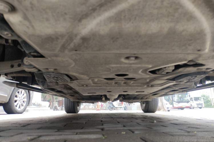 Used Land Rover Defender 2022 110 P400 X Chassis Front