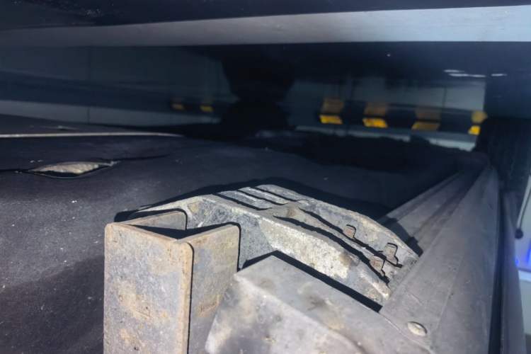 Used Land Rover Defender 2022 90 3.0T P400 Dark Edition Chassis Front Right
