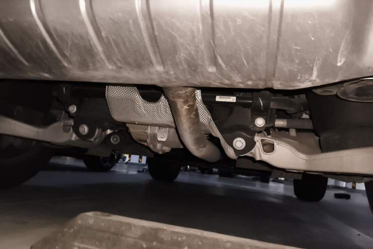 Used Land Rover Defender 2022 90 2.0T P300 Tiger-Power Ambition Edition Chassis Rear
