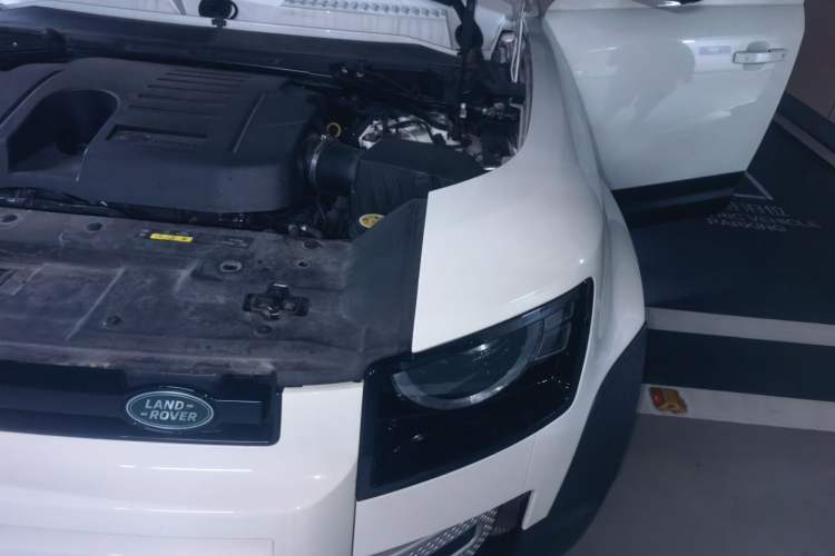 Used Land Rover Defender 2022 90 3.0T P400 Dark Edition Engine Bay Left
