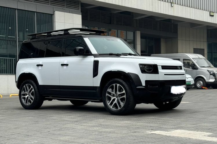 Used Land Rover Defender 2022 110 P400 Dark Edition Exterior 1