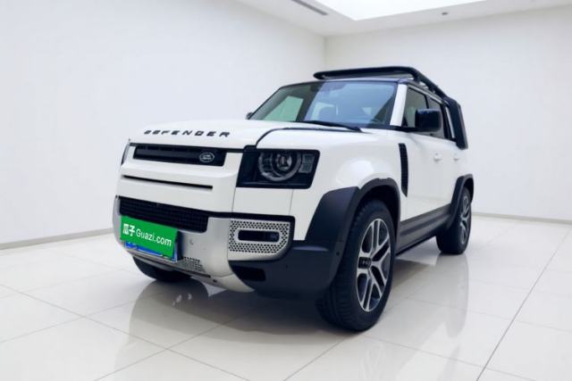 Ojetý Land Rover Defender 2022 90 3.0T P400 Dark Edition