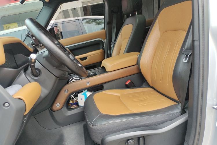 Used Land Rover Defender 2022 110 P400 X Left Front Seat