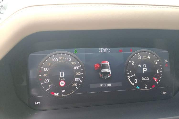 Used Land Rover Defender 2022 90 2.0T P300 Tiger-Power Ambition Edition Odometer Close Up