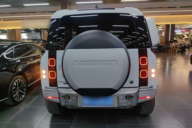 Used Land Rover Defender 2022 90 2.0T P300 Tiger-Power Ambition Edition Rear
