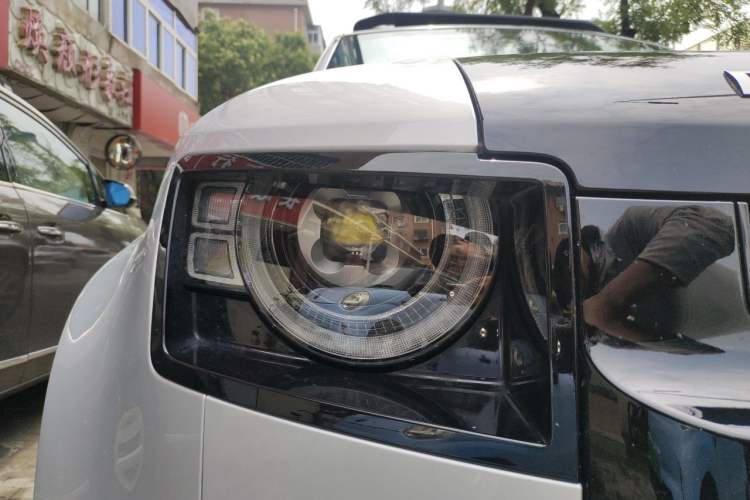 Used Land Rover Defender 2022 110 P400 X Right Front Headlight