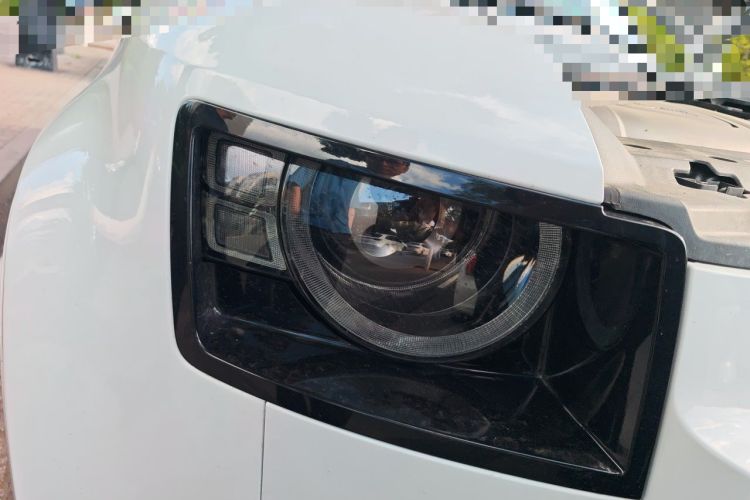 Used Land Rover Defender 2022 90 2.0T P300 Tiger-Power Ambition Edition Right Front Headlight