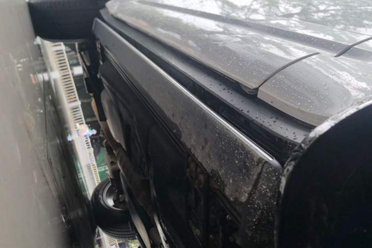 Used Land Rover Defender 2022 90 2.0T P300 Tiger-Power Ambition Edition Right Side Sill
