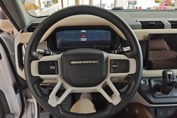 Used Land Rover Defender 2022 90 2.0T P300 Tiger-Power Ambition Edition Steering Wheel