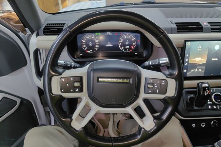Used Land Rover Defender 2022 90 2.0T P300 Tiger-Power Ambition Edition Steering Wheel