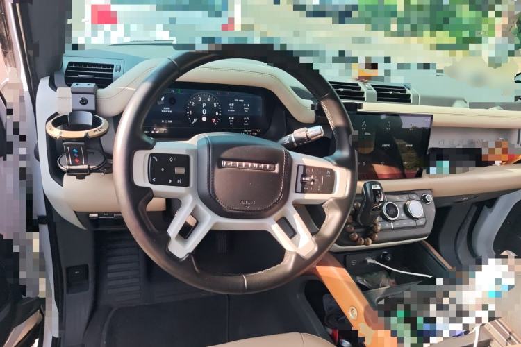 Used Land Rover Defender 2022 90 2.0T P300 Tiger-Power Ambition Edition Steering Wheel