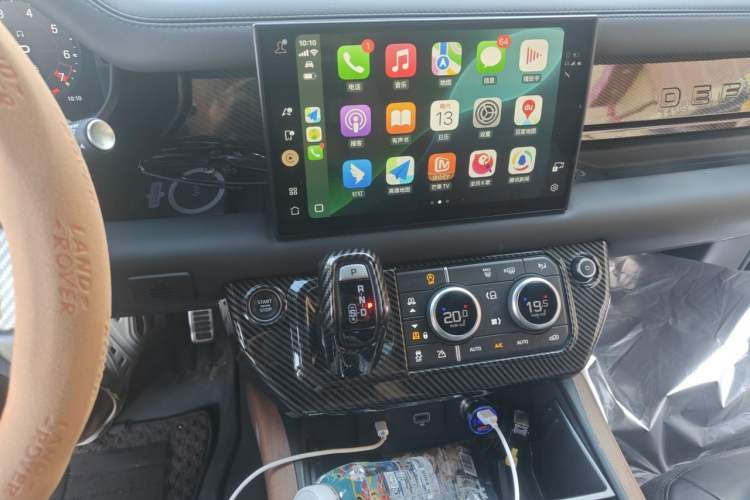 Used Land Rover Defender 2023 130 3.0T P400 X Audio And AC Panel
