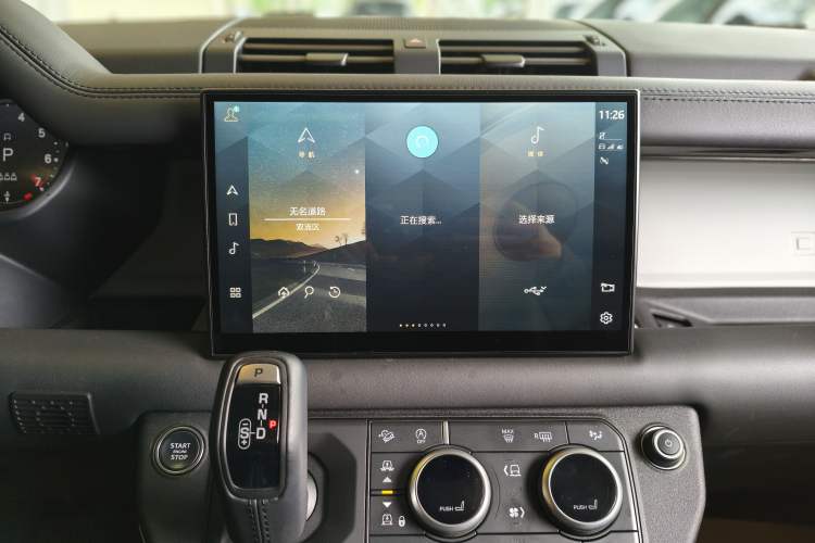 Used Land Rover Defender 2023 Facelift 90 3.0T P400 XS Audio And AC Panel