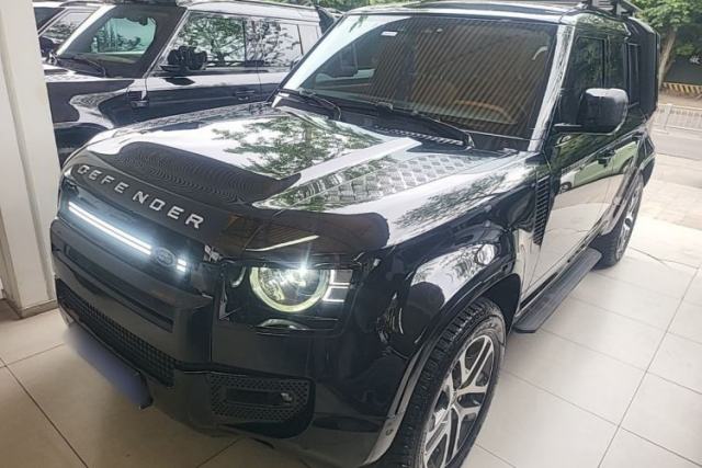 Used Land Rover Defender 2023 Facelift 110 3.0T P400 Dark Edition