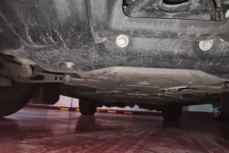 Used Land Rover Defender 2023 90 3.0T P400 Dark Edition Chassis Front