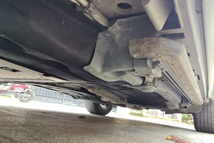 Used Land Rover Defender 2023 130 3.0T P400 HSE Chassis Front Left