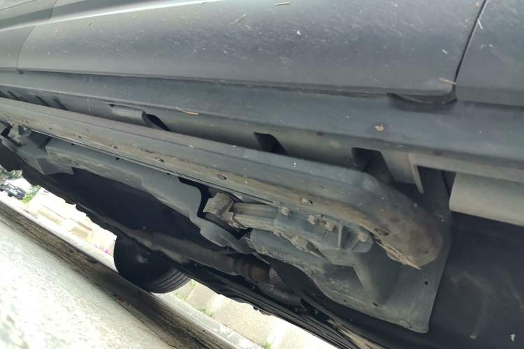 Used Land Rover Defender 2023 130 3.0T P400 HSE Chassis Front Right