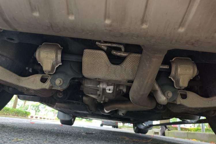 Used Land Rover Defender 2023 Facelift 110 3.0T P400 X-DYNAMIC HSE Chassis Rear