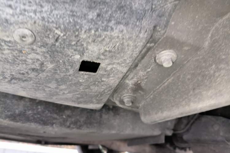Used Land Rover Defender 2023 130 3.0T P400 HSE Chassis Rear Left