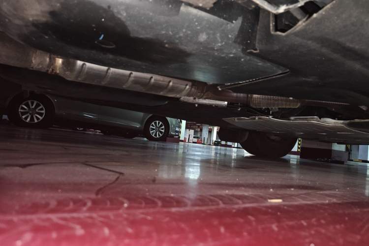 Used Land Rover Defender 2023 90 3.0T P400 Dark Edition Chassis Rear Right