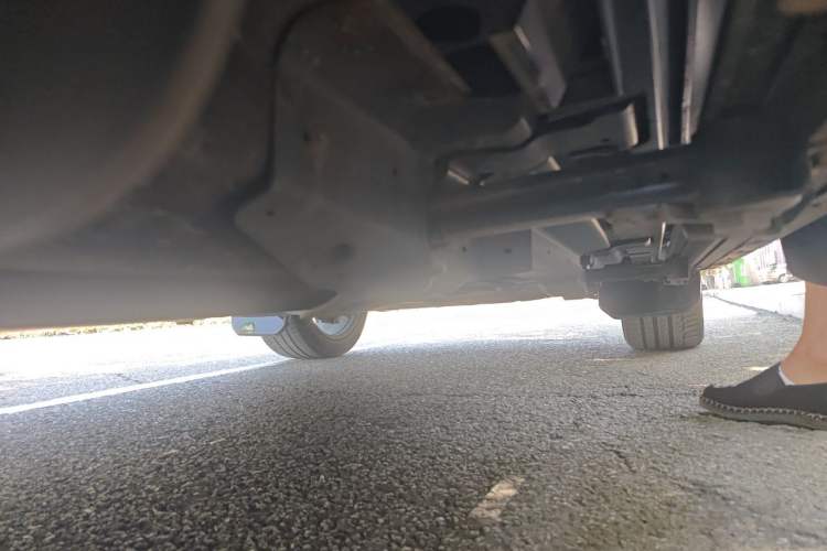 Used Land Rover Defender 2023 130 3.0T P400 HSE Chassis Rear Right