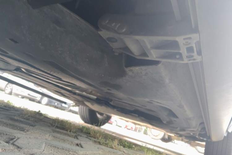 Used Land Rover Defender 2023 Facelift 110 3.0T P400 X Chassis Rear Right