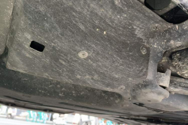 Used Land Rover Defender 2023 130 3.0T P400 HSE Chassis Rear Right