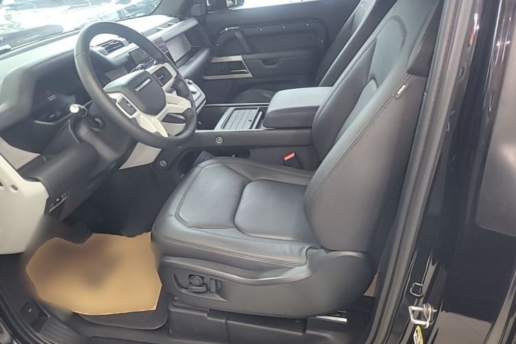 Used Land Rover Defender 2023 Facelift 90 3.0T P400 XS Driver Seat