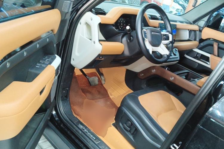 Used Land Rover Defender 2023 Facelift 110 3.0T P400 X-DYNAMIC HSE Driver Seat