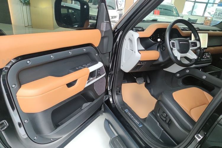 Used Land Rover Defender 2023 Facelift 110 3.0T P400 X-DYNAMIC HSE Driver Seat