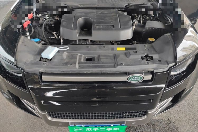 Used Land Rover Defender 2023 Facelift 110 3.0T P400 X-DYNAMIC HSE Engine Bay